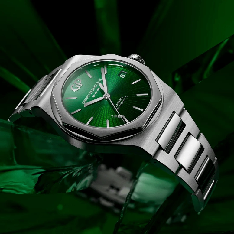 Girard-Perregaux,Laureato 42mm,42mm,Stainless Steel,Green,Automatic,Day,54hours,81010,81010-11-433-11A