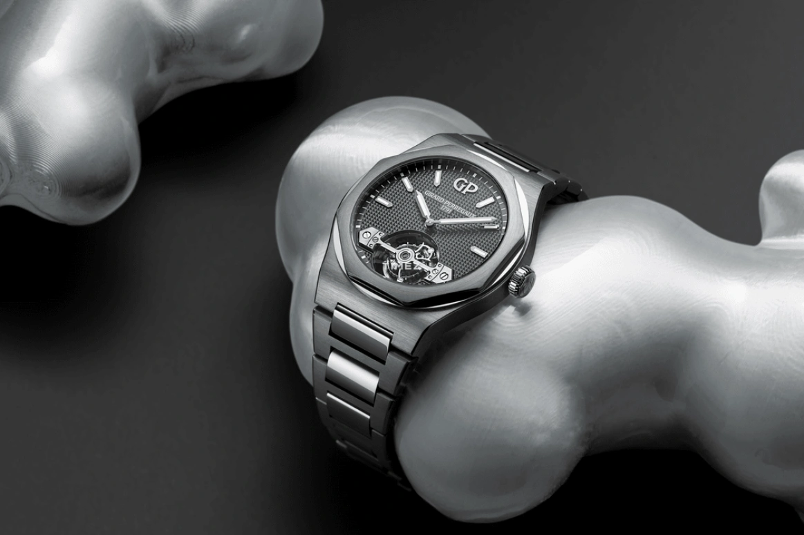 Girard-Perregaux,Laureato 45mm,45mm,White Gold,Titanium,Grey,Automatic,Tourbillon,49hours,99115,99115-21-3372-1GM