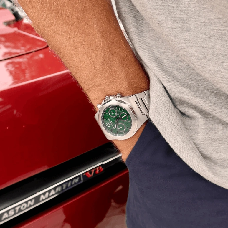 Girard-Perregaux,Laureato 42mm,42mm,Stainless Steel,Green,Automatic,Chronograph,Day,81020,81020-11-001-11A