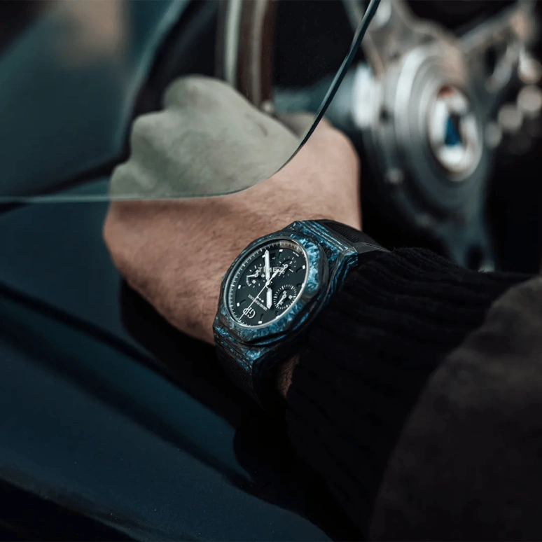 Girard-Perregaux,Laureato 44mm,44mm,Carbon,Fiber Glass,Black,Automatic,Chronograph,Day,81060,81060-36-691-FH6A