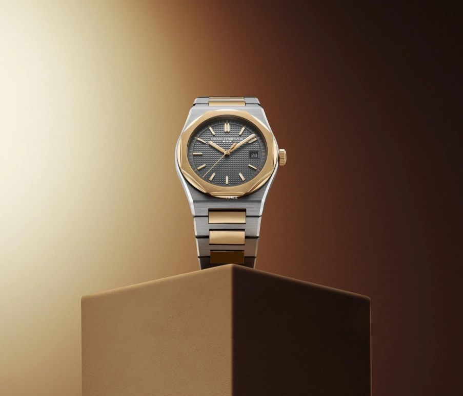 Girard-Perregaux,Laureato 39mm,39mm,Stainless Steel,Yellow Gold,Grey,Automatic,Day,55hours,81008,81008-63-3412-1CM