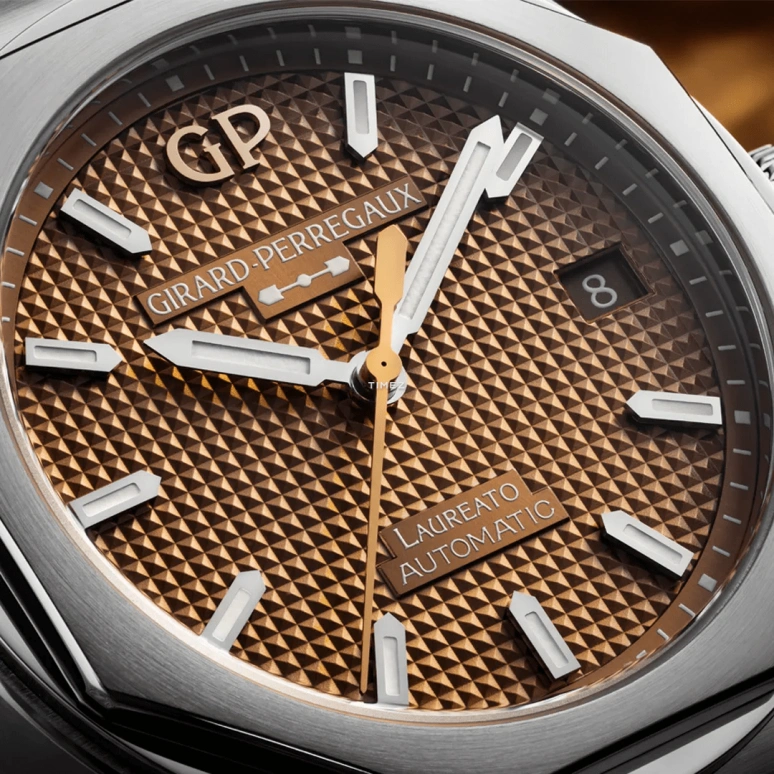 Girard-Perregaux,Laureato 38mm,38mm,Stainless Steel,Yellow,Automatic,Day,Sapphire,Crystal Glass,81005,81005-11-3154-1CM