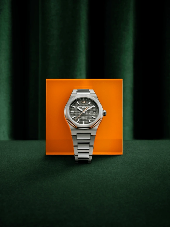 Girard-Perregaux,Laureato 38mm,38mm,Stainless Steel,Green,Automatic,Day,46hours,81005,81005-11-3407-1CM