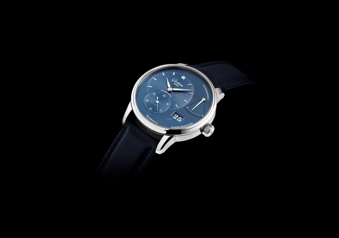 Glashütte Original,PanoMatic 40mm,40mm,Stainless Steel,Blue,Handwound,42hours,In-house Caliber,1,1-65-01-26-12-61