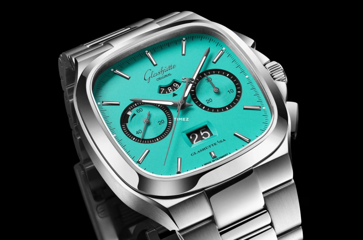 Glashütte Original,Seventies 40x40mm,40x40mm,Stainless Steel,Blue,Automatic,Chronograph,Power Reserve Indicator,Flyback,Big Date,70hours,In-house Caliber,1,1-37-02-16-02-70