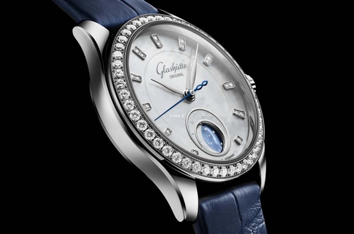 Glashütte Original,Serenade Luna 32.50mm,32.50mm,Stainless Steel,Silver,Automatic,Moonphase,Sapphire,Crystal Glass,1,1-35-14-02-12-04