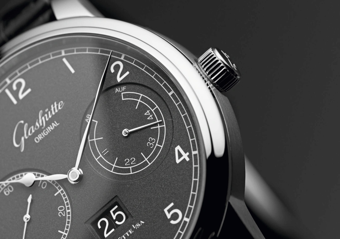 Glashütte Original,Senator 44mm,44mm,Stainless Steel,Grey,Automatic,Power Reserve Indicator,Big Date,Alarm,100,100-14-02-02-05