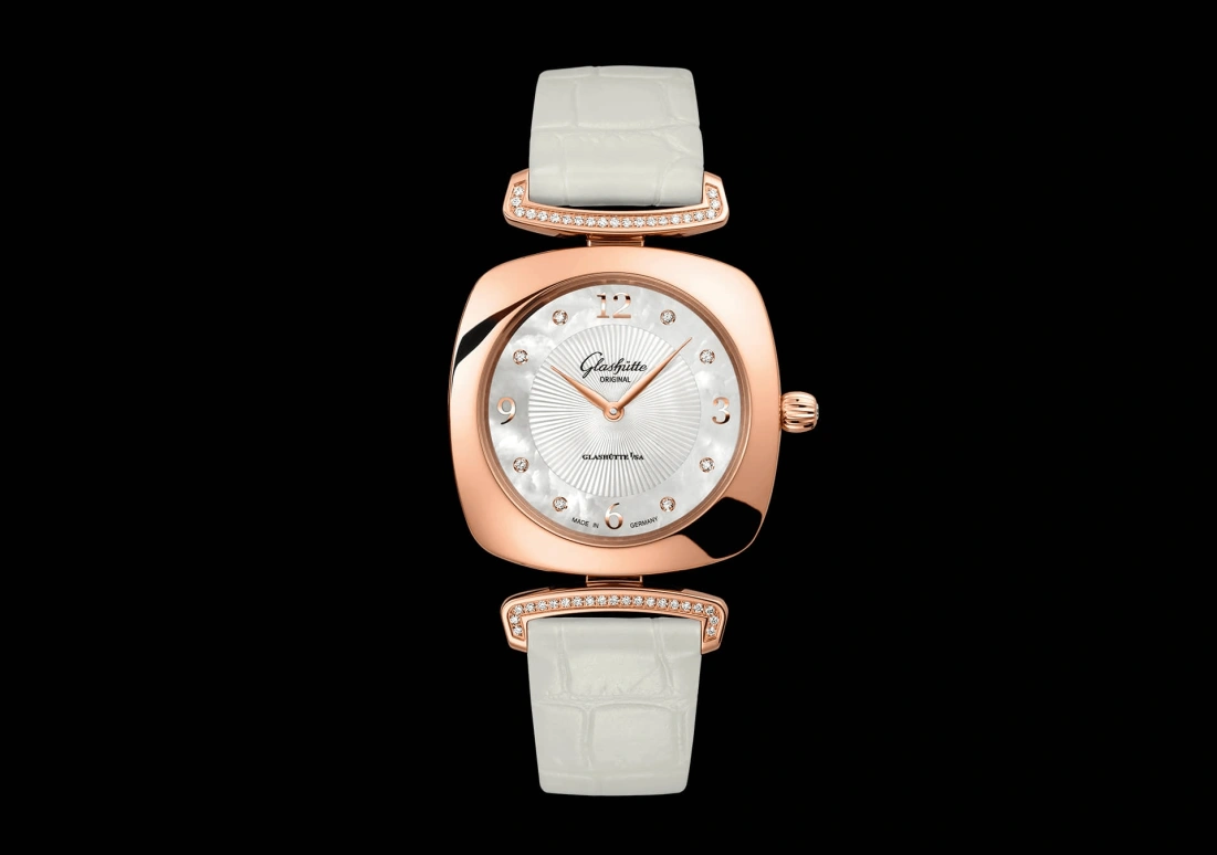 Glashütte Original,Pavonina 31mm,31mm,Red Gold,White,Quartz,Day,35712hours,1,1-03-02-04-05-30