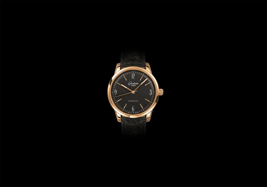 Glashütte Original,Sixties 39mm,39mm,Rose Gold,Black,Automatic,40hours,In-house Caliber,1,1-39-52-02-01-04