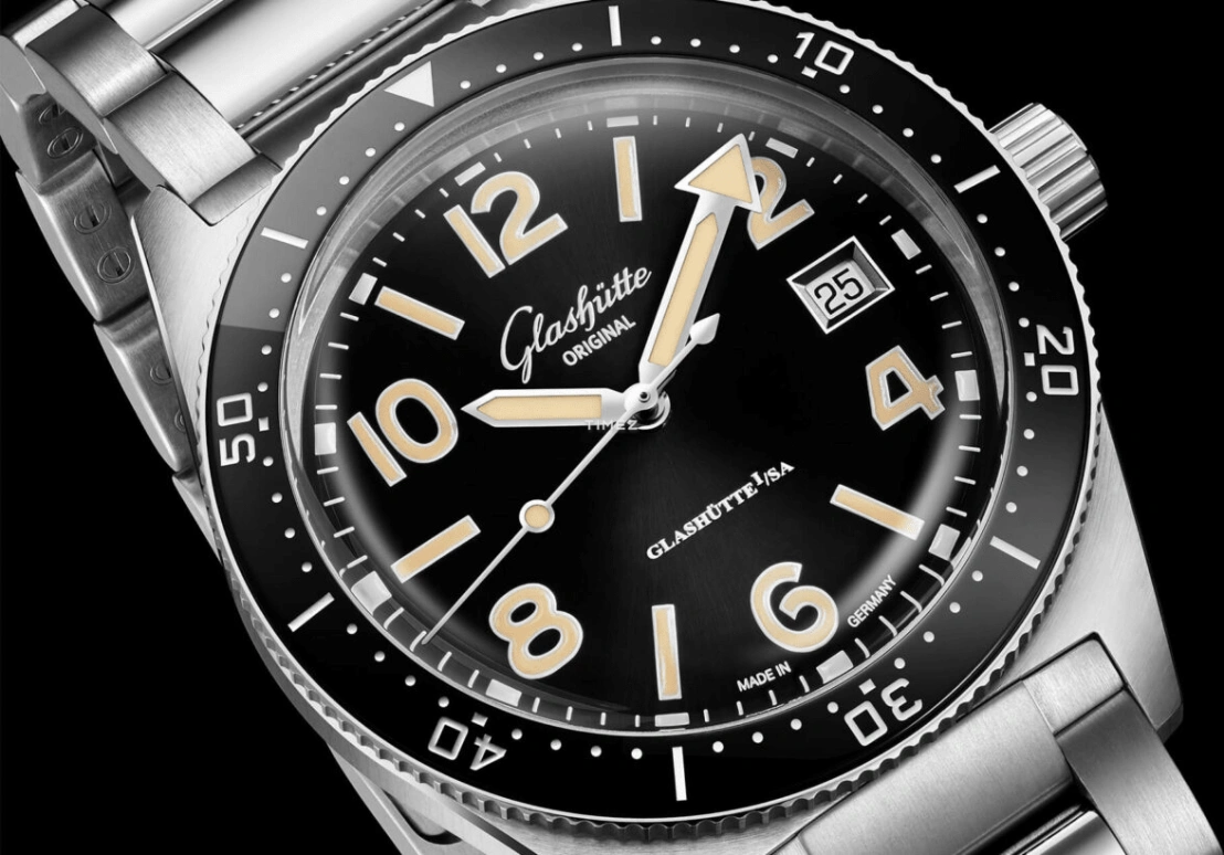 Glashütte Original,SeaQ 39.50mm,39.50mm,Stainless Steel,Black,Automatic,Day,Sapphire,Crystal Glass,1,1-39-11-06-80-35 
