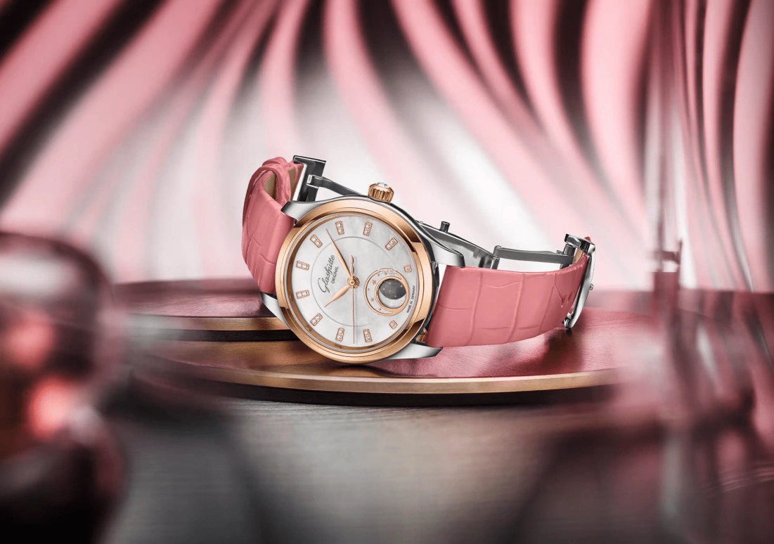 Glashütte Original,Serenade Luna 32.50mm,32.50mm,Stainless Steel,Red Gold,White,Automatic,Moonphase,60hours,1,1-35-14-01-06-04