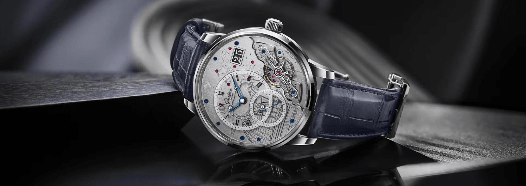 Glashütte Original,PanoMatic 42mm,42mm,Platinum,Grey,Automatic,Big Date,Sapphire,Crystal Glass,1,1-91-03-01-03-61