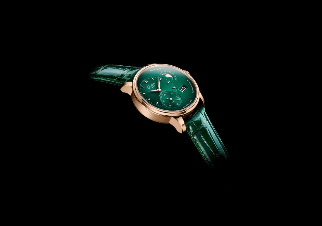 Glashütte Original,PanoMatic 40mm,40mm,Red Gold,Green,Automatic,42hours,In-house Caliber,1,1-90-02-23-35-61