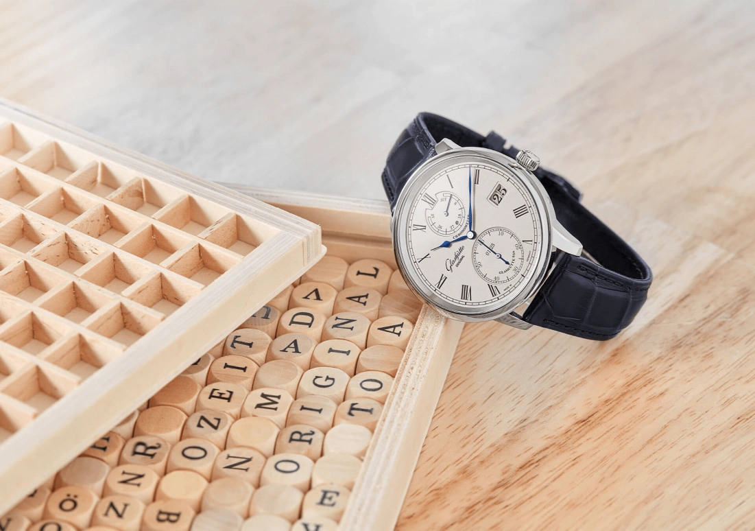 Glashütte Original,Senator 42mm,42mm,White Gold,Silver,Handwound,Chronograph,Power Reserve Indicator,Big Date,1,1-58-03-01-04-30