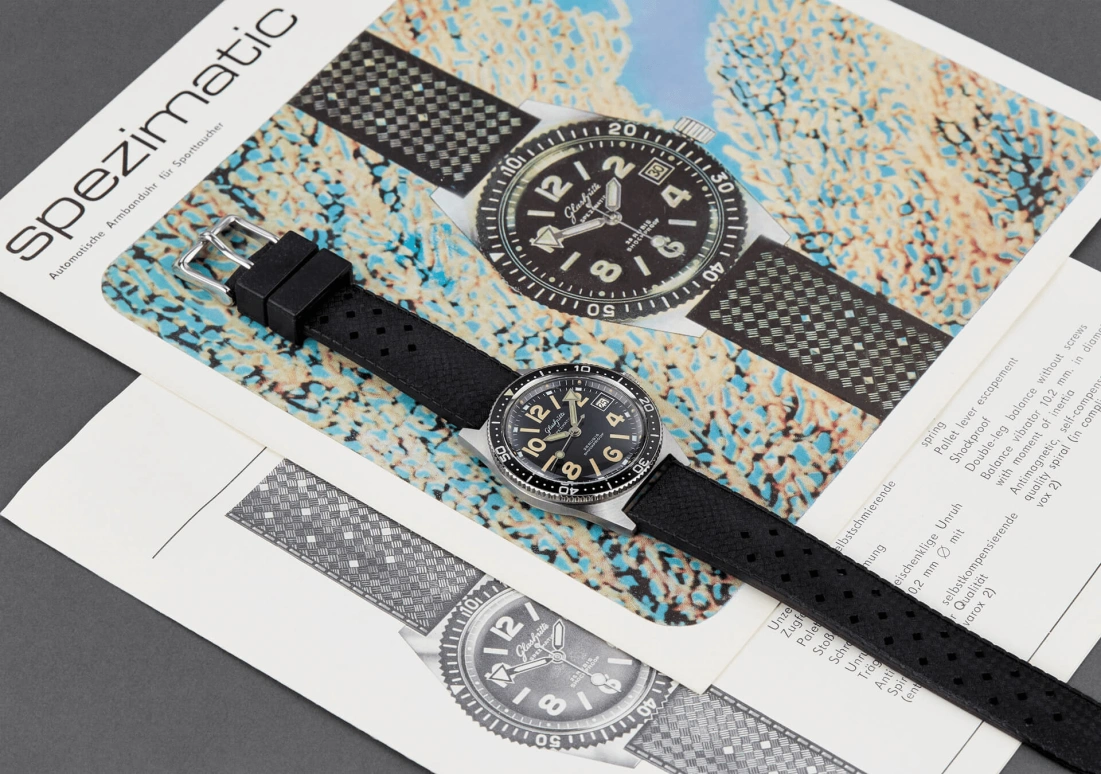Glashütte Original,SeaQ 39.50mm,39.50mm,Stainless Steel,Black,Automatic,Date,40hours,1,1-39-11-06-80-70