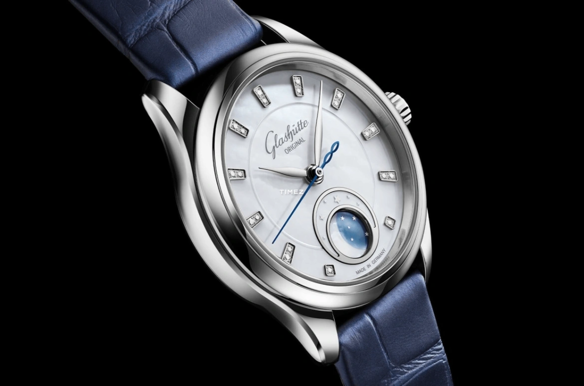 Glashütte Original,Serenade Luna 32.50mm,32.50mm,Stainless Steel,Silver,Automatic,Moonphase,Sapphire,Crystal Glass,1,1-35-14-02-02-04