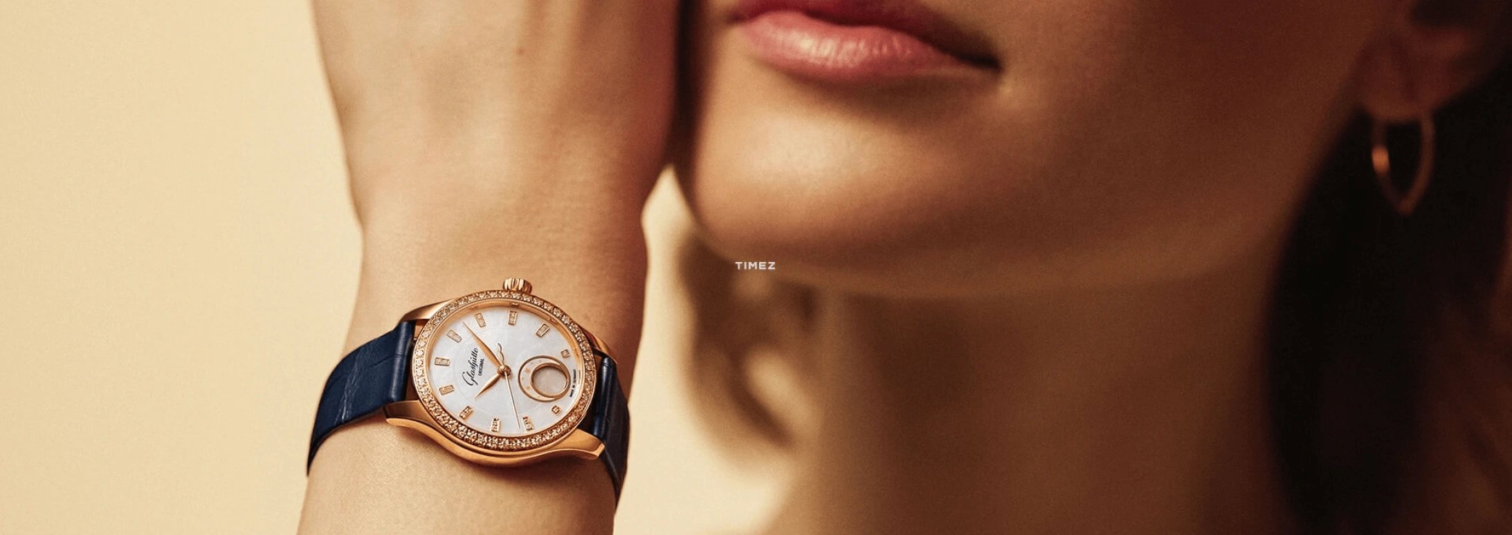 Glashütte Original,Serenade Luna 32.50mm,32.50mm,Red Gold,White,Automatic,Moonphase,60hours,1,1-35-14-01-15-04