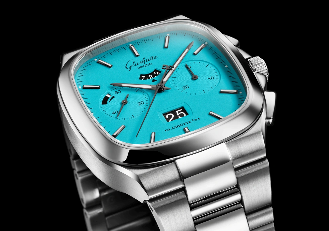Glashütte Original,Seventies 40x40mm,40x40mm,Stainless Steel,Blue,Automatic,Chronograph,Power Reserve Indicator,Flyback,Big Date,70hours,In-house Caliber,1,1-37-02-10-02-70
