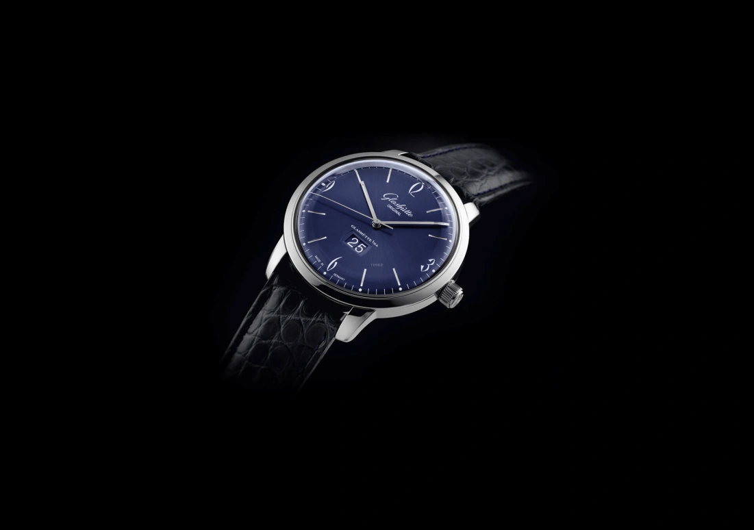 Glashütte Original,Sixties 42mm,42mm,Stainless Steel,Blue,Automatic,Big Date,40hours,2,2-39-47-06-02-04
