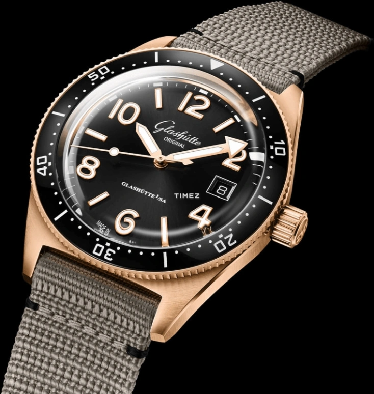 Glashütte Original,SeaQ 39.50mm,39.50mm,Rose Gold,Black,Automatic,Day,Sapphire,Crystal Glass,1,1-39-11-17-91-35