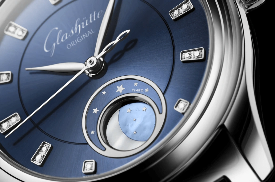 Glashütte Original,Serenade Luna 32.50mm,32.50mm,Stainless Steel,Blue,Automatic,Moonphase,Sapphire,Crystal Glass,1,1-35-14-03-02-14