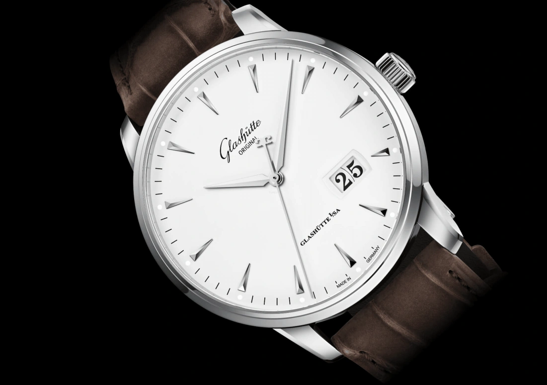 Glashütte Original,Senator 42mm,42mm,Stainless Steel,Luminous,White,Automatic,100hours,In-house Caliber,1,1-36-03-05-02-71