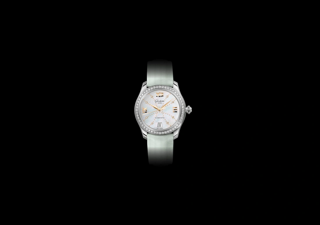 Glashütte Original,Lady Serenade 36mm,36mm,Stainless Steel,White,Automatic,Date,40hours,1,1-39-22-12-22-04