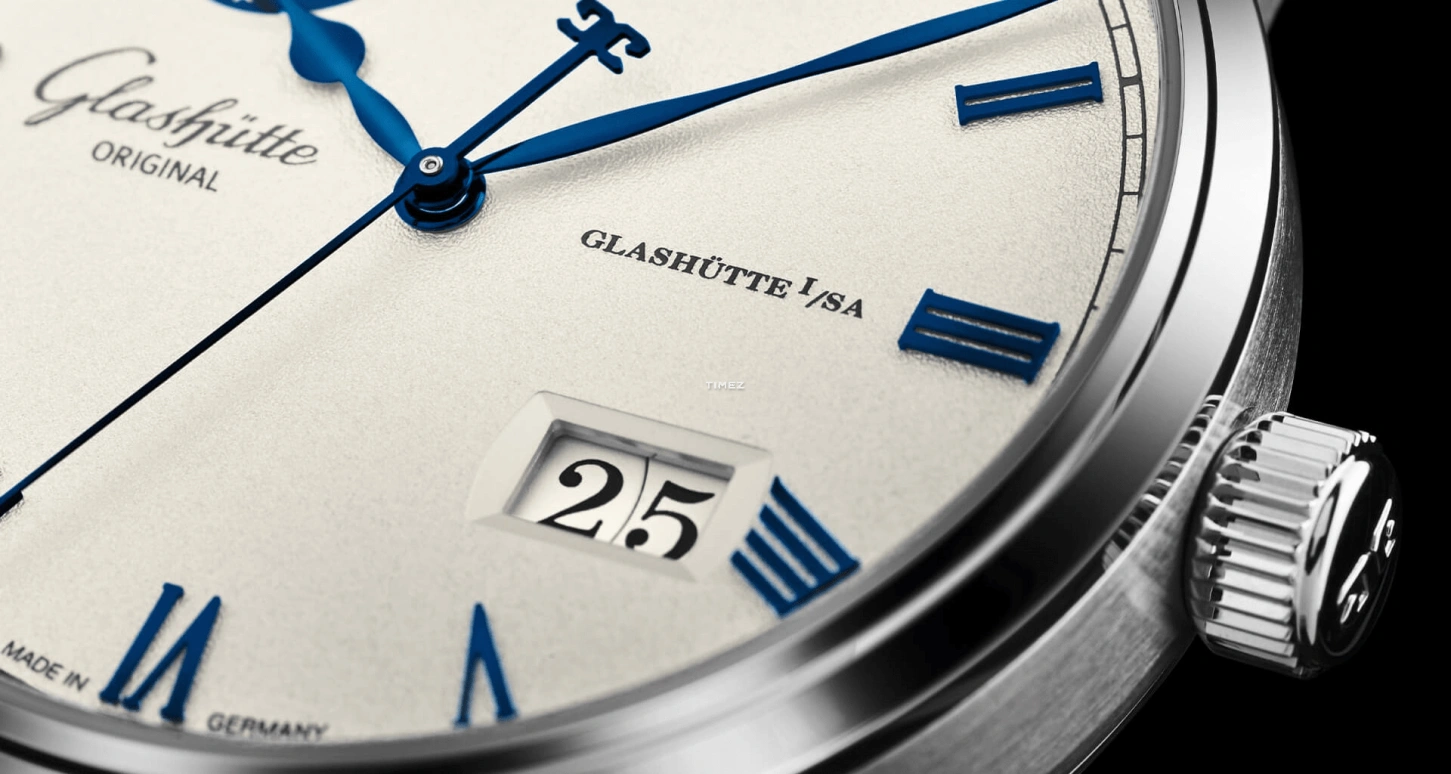 Glashütte Original,Senator 40mm,40mm,Stainless Steel,White,Automatic,Moonphase,Big Date,1,1-36-24-05-02-61