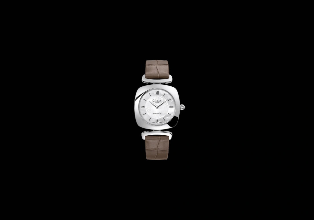 Glashütte Original,Pavonina 31mm,31mm,Red Gold,Stainless Steel,White,Quartz,Day,35712hours,1,1-03-02-05-02-30