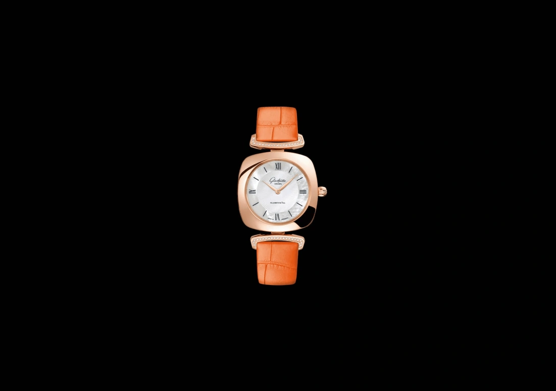 Glashütte Original,Pavonina 31mm,31mm,Red Gold,White,Quartz,Day,35712hours,1,1-03-02-05-05-31