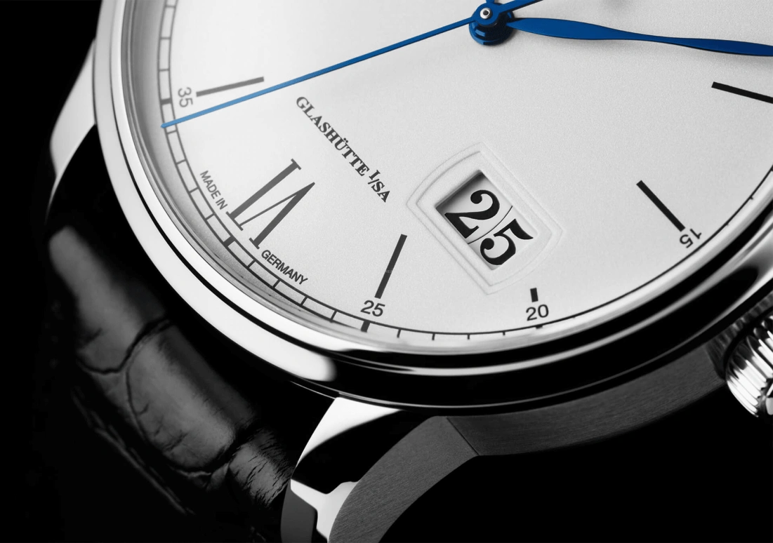 Glashütte Original,Senator 40mm,40mm,Stainless Steel,White,Automatic,100hours,In-house Caliber,1,1-36-03-01-02-64