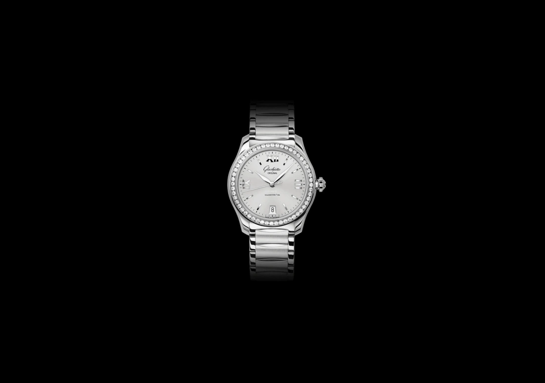 Glashütte Original,Lady Serenade 36mm,36mm,Stainless Steel,Silver,Automatic,Date,40hours,1,1-39-22-02-22-34