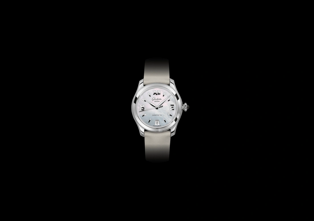 Glashütte Original,Lady Serenade 36mm,36mm,Stainless Steel,White,Automatic,Date,40hours,1,1-39-22-08-02-04