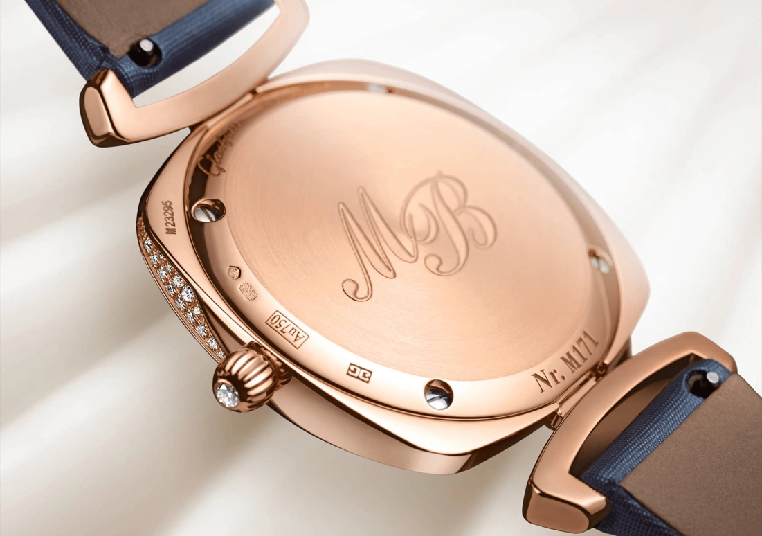 Glashütte Original,Pavonina 31mm,31mm,Red Gold,Stainless Steel,White,Quartz,Day,35712hours,1,1-03-02-05-02-31