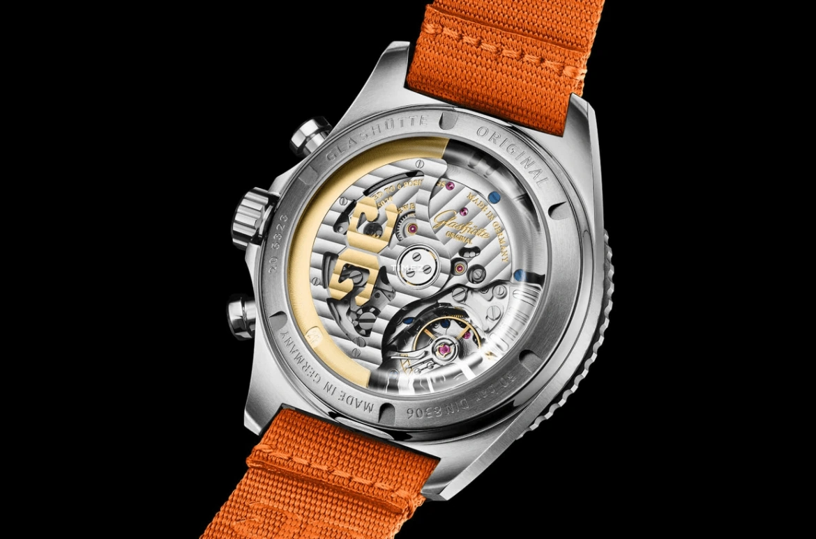 Glashütte Original,SeaQ 43.20mm,43.20mm,Stainless Steel,White,Automatic,Chronograph,Flyback,Big Date,1,1-37-23-03-80-34