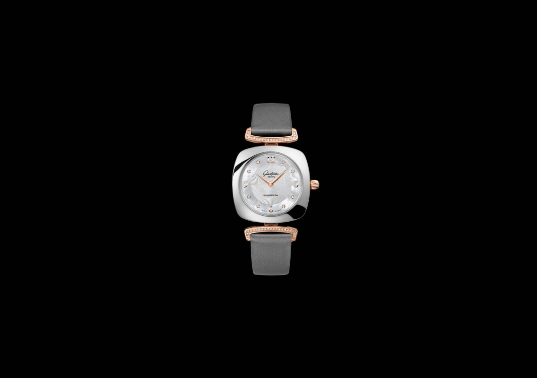 Glashütte Original,Pavonina 31mm,31mm,Red Gold,Stainless Steel,White,Quartz,Day,35712hours,1,1-03-02-04-16-34