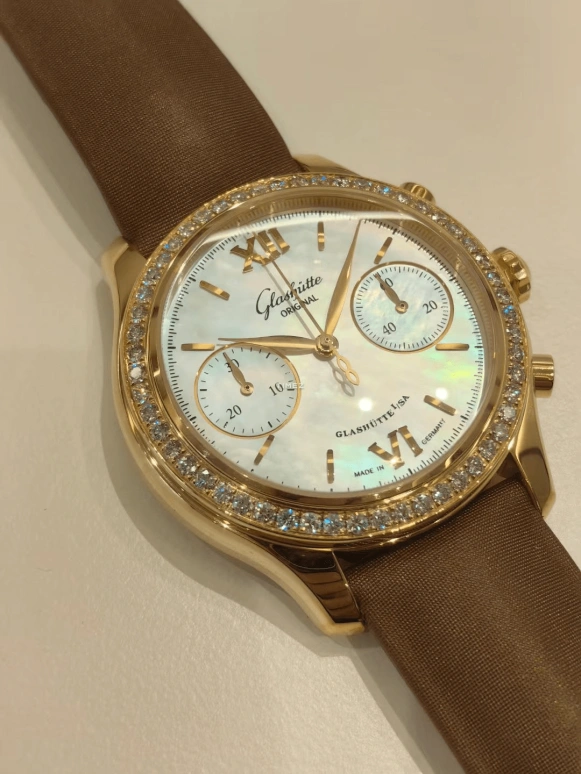 Glashütte Original,Ladies 38mm,38mm,Rose Gold,Silver White,Automatic,Chronograph,40hours,1,1-39-34-11-11-04