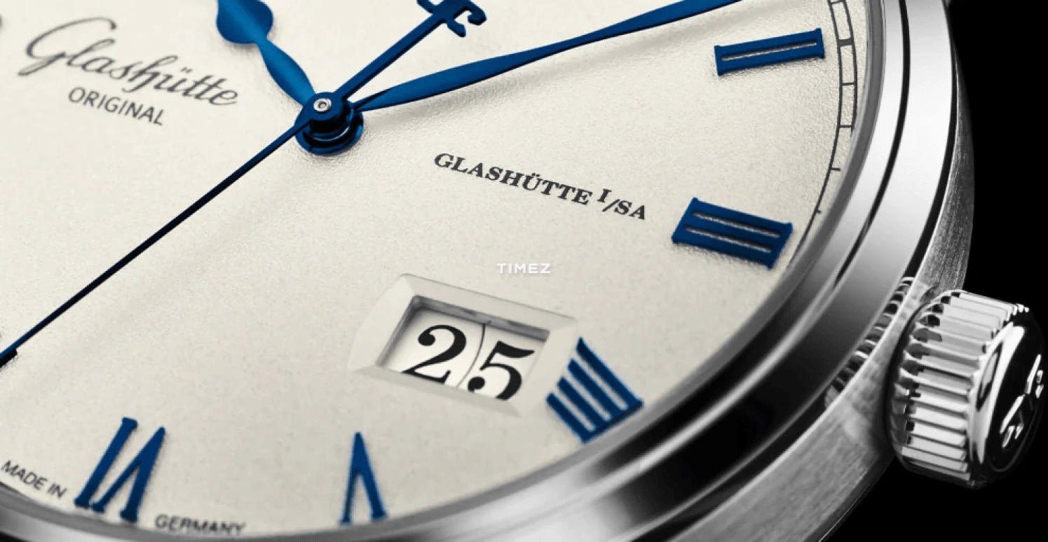 Glashütte Original,Senator 40mm,40mm,Stainless Steel,White,Automatic,Moonphase,Big Date,1,1-36-24-05-02-71