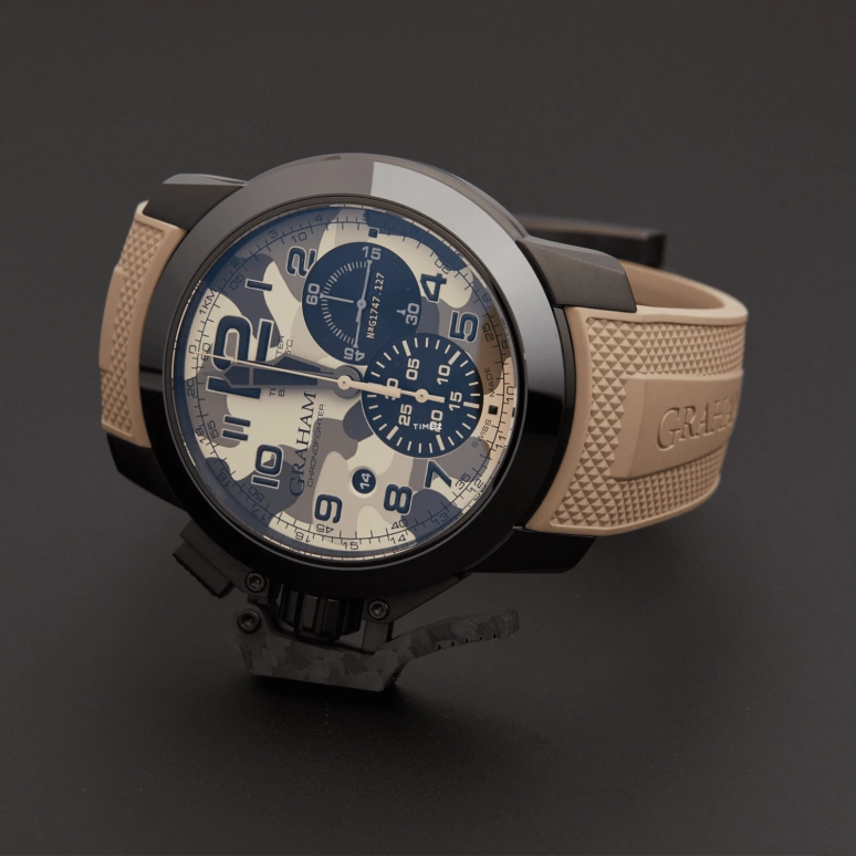 Graham,Chronofighter 47mm,47mm,Ceramic,Carbon,Stainless Steel,Beige,Automatic,Chronograph,Day,2CCAU,2CCAU.E03A