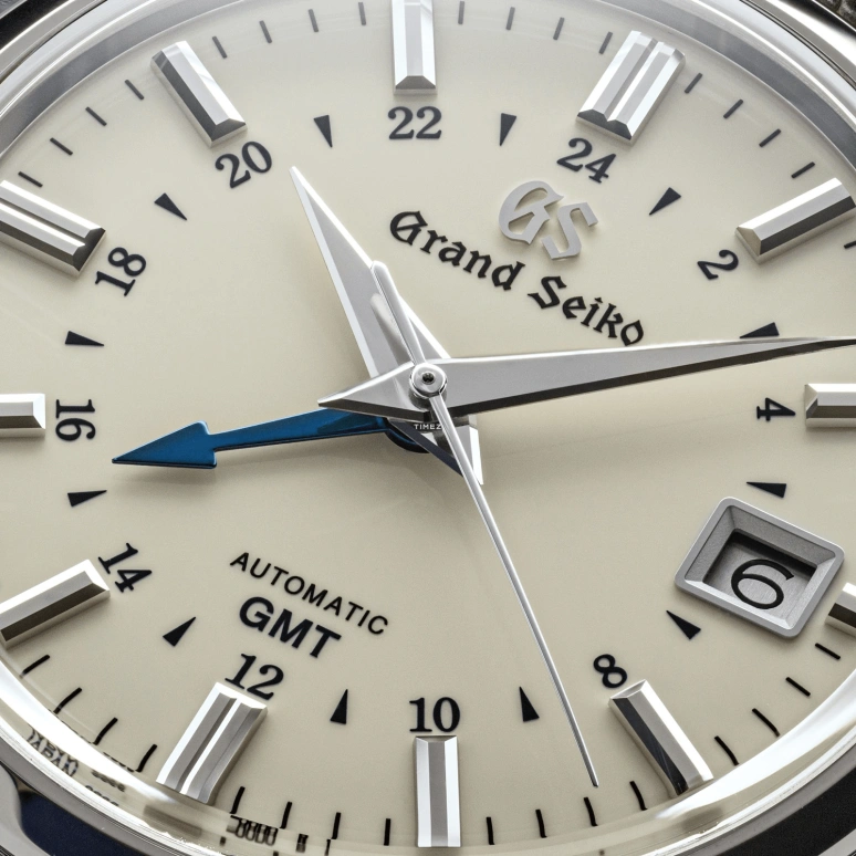 Grand Seiko,Elegance 39.50mm,39.50mm,Stainless Steel,Beige,Automatic,Day,Dule Time,Anti-magnetic,SBGM221G