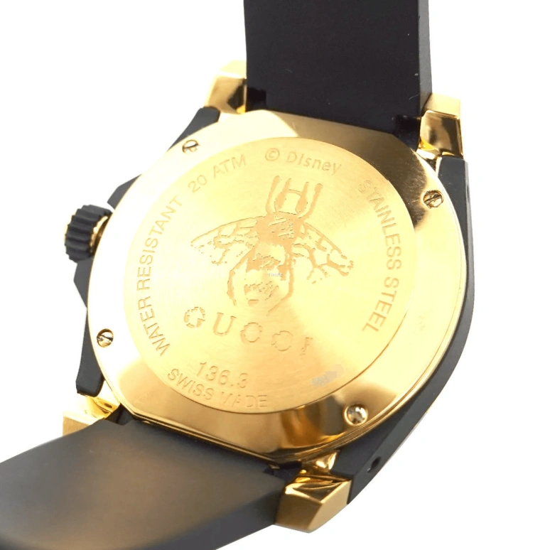 GUCCI,Gucci Dive 40mm,40mm,Stainless Steel,Yellow Gold,Red,Quartz,Day,Round,YA136325