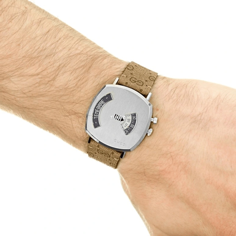 GUCCI,Grip 38mm,38mm,Stainless Steel,Silver,Quartz,Sapphire,Crystal Glass,Square,YA157415