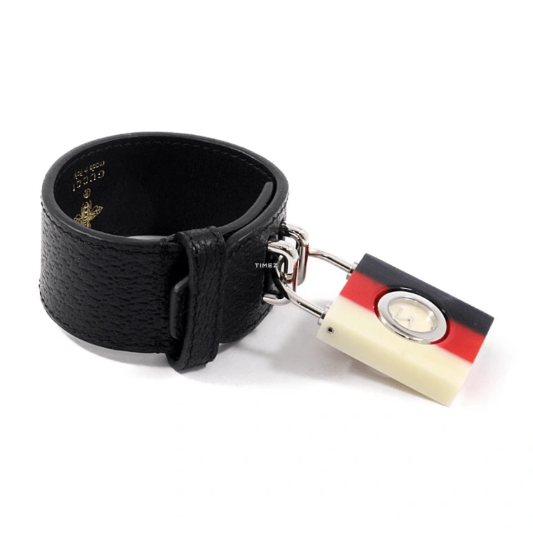 GUCCI,Gucci 34x30mm,34x30mm,Resin,White,Quartz,Sapphire,Crystal Glass,Square,YA150515