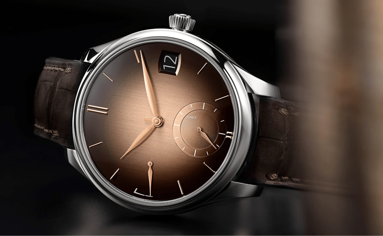 H. Moser & Cie,Endeavour 42mm,42mm,White Gold,Salmon,Gradient,Handwound,Perpetual Calendar,Leap Year,Power Reserve Indicator,1800,1800-0207