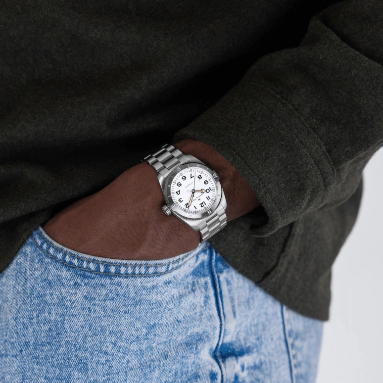 Hamilton,Khaki Field 37mm,37mm,Stainless Steel,White,Automatic,80hours,In-house Caliber,H70225110