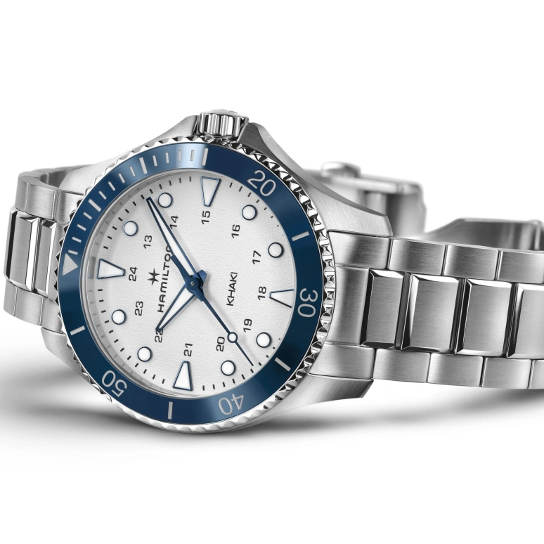 Hamilton,Khaki Navy 37mm,37mm,Stainless Steel,White,Quartz,Sapphire,Crystal Glass,Round,H82231150