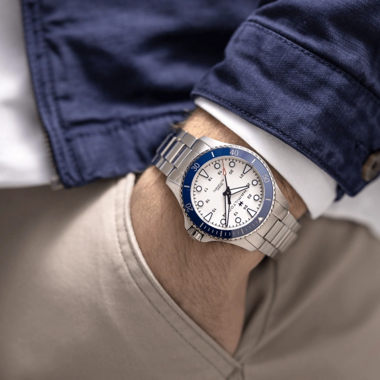 Hamilton,Khaki Navy 43mm,43mm,Stainless Steel,Silver,Automatic,80hours,In-house Caliber,H82505150