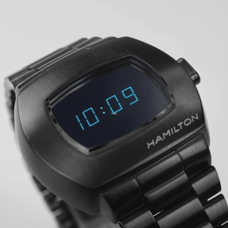 Hamilton,American Classic 41x35mm,41x35mm,Stainless Steel,Black,Quartz,Sapphire,Glass,Cushion,H52404131