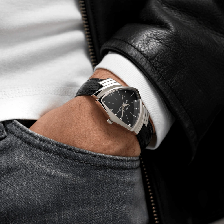 Hamilton,Ventura 32.30x50.30mm,32.30x50.30mm,Stainless Steel,Black,Quartz,26280hours,Glass,H24411732