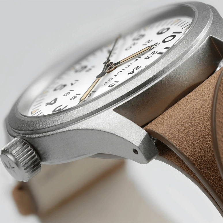 Hamilton,Khaki Field 38mm,38mm,Stainless Steel,White,Handwound,Day,80hours,H69439511